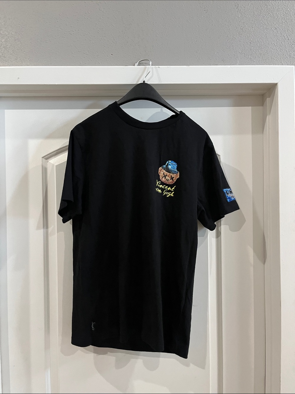 Black Graphic Pocket-Style Men's T-Shirt